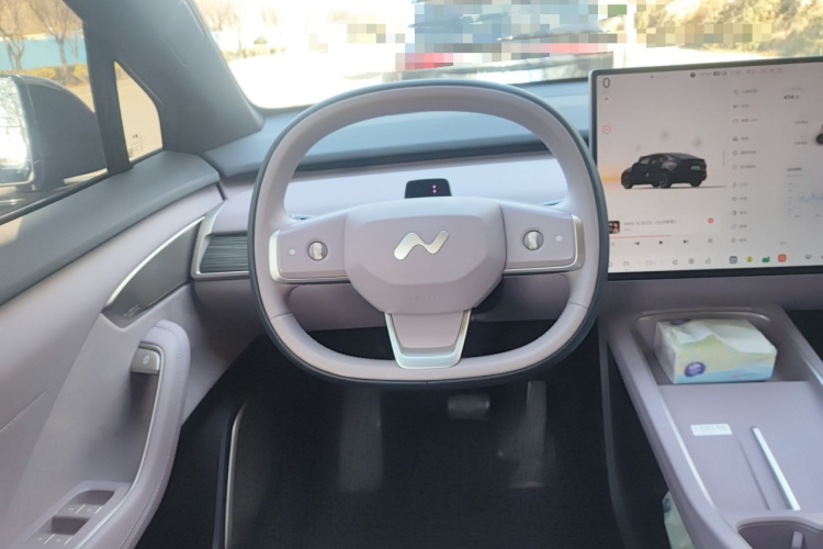 乐道L60 2024款 60kWh 后驱版中控内饰13