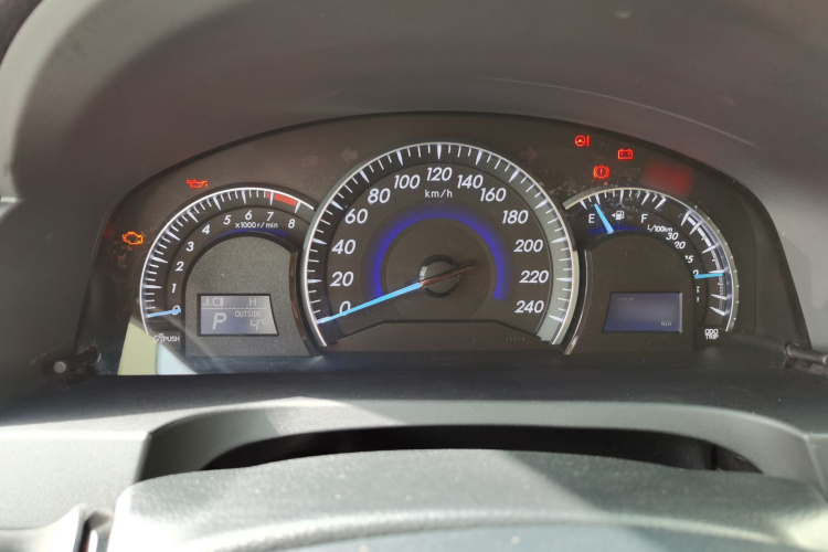 丰田 凯美瑞 2015款 2.0G 领先版局部细节14