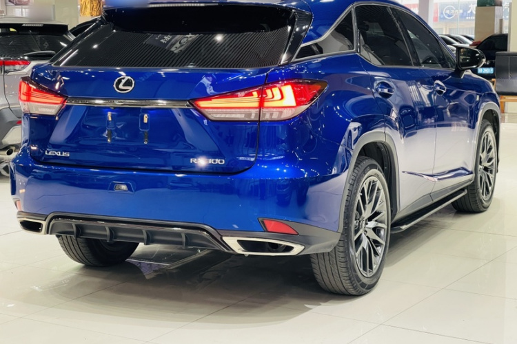 雷克萨斯RX 2021款 300 四驱F SPORT车身外观6007