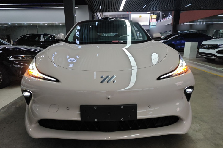 智己汽车 智己LS6 2025款 长续航灵蜥智享版车身外观6001