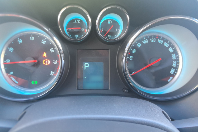 别克 英朗 2014款 XT 1.6L 自动时尚版局部细节14