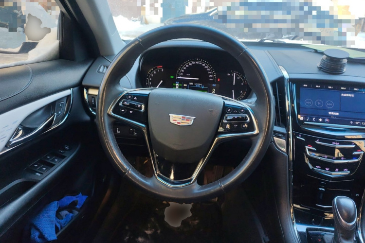 凯迪拉克ATS-L 2017款 28T 时尚型中控内饰13