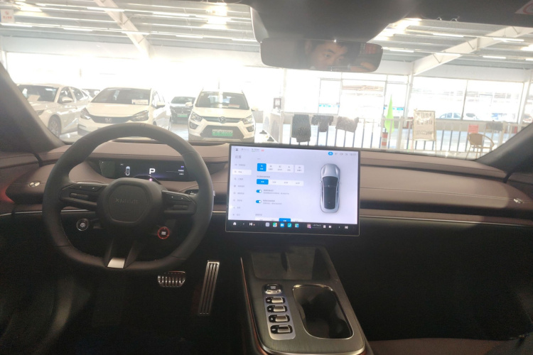 小米汽车 小米SU7 2024款 四驱超长续航高阶智驾Max版中控内饰7002