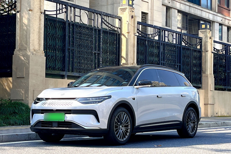 零跑汽车 零跑C11 2023款 增程 285智享版车身外观1