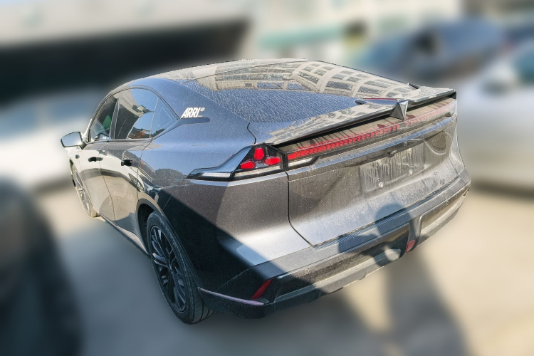 深蓝汽车 深蓝SL03 2022款 515纯电版车身外观5