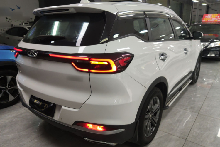 奇瑞 瑞虎7 2020款 1.5T 手动精英型车身外观7