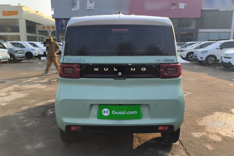 五菱汽车 宏光MINIEV 2022款 马卡龙时尚款 磷酸铁锂车身外观6004