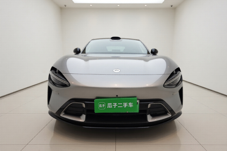 小米汽车 小米YU7 2025款 超长续航四驱Pro版车身外观2