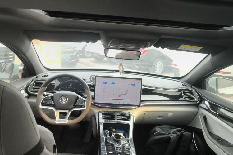 比亚迪 秦PLUS 2023款 冠军版 DM-i 120KM卓越型中控内饰12