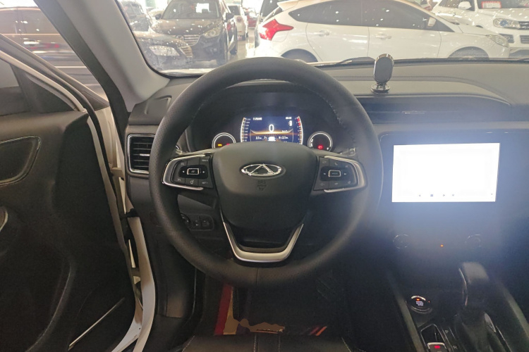 奇瑞 瑞虎5x 2019款 HERO 1.5L CVT豪华版中控内饰13