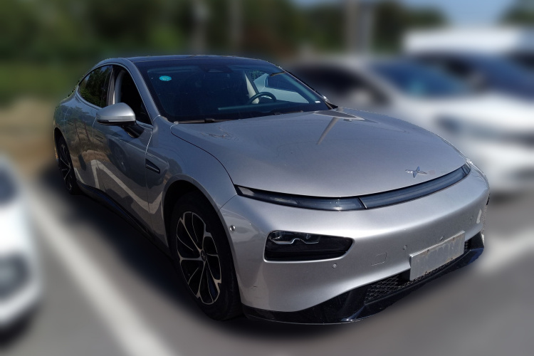 小鹏P7 2020款 586N车身外观3