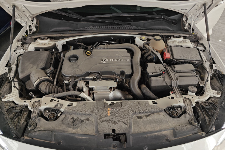 别克 君威 2023款 552T 智享型机舱底盘24