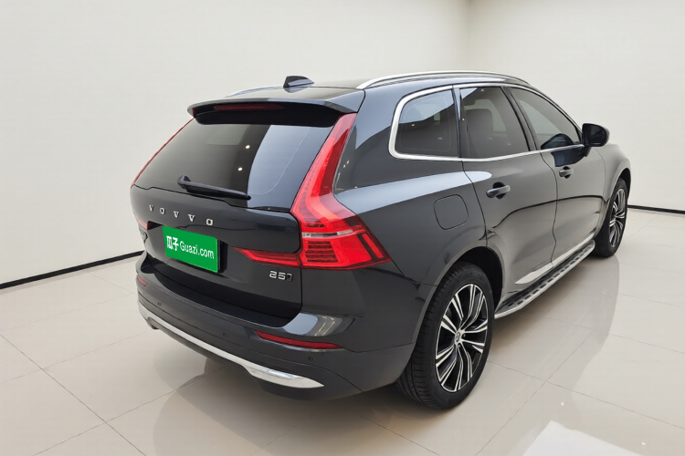 沃尔沃XC60 2022款 B5 四驱智远豪华版车身外观7