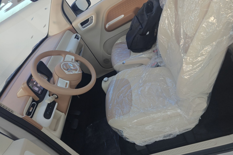 五菱汽车 宏光MINIEV 2024款 第三代 215km 青春版局部细节19