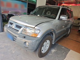 三菱 帕杰罗 2011款 V73 3.0L AT GLS