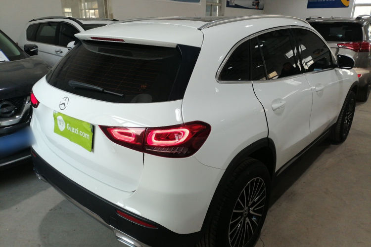 奔驰GLA 2023款 改款 GLA 200车身外观6005