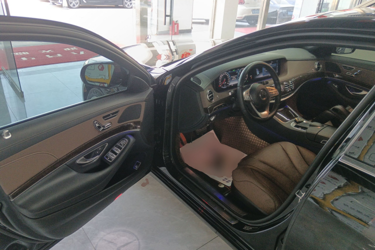 奔驰S级 2020款 S 350 L 商务型 臻藏版中控内饰20