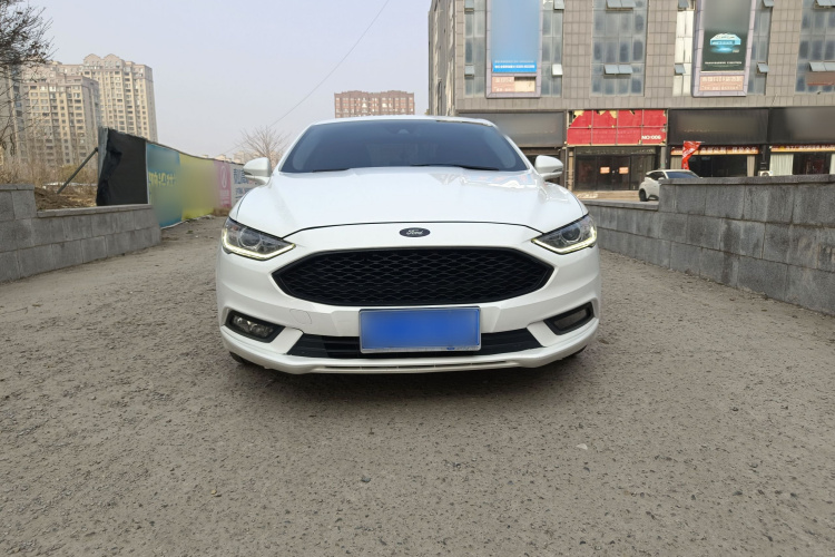 福特 蒙迪欧 2017款 EcoBoost 180 时尚型车身外观6001