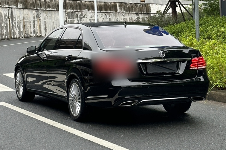 奔驰E级 2015款 E 200 L车身外观6006