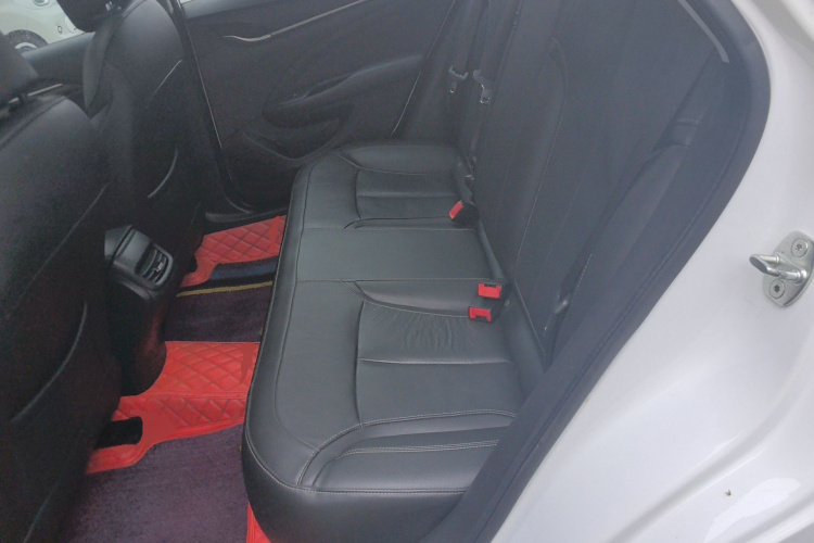 别克 英朗 2019款 18T 自动互联精英型 国V中控内饰21