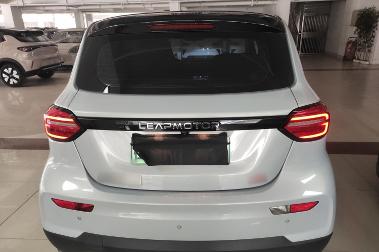 零跑汽车 零跑T03 2022款 星钻版车身外观6004