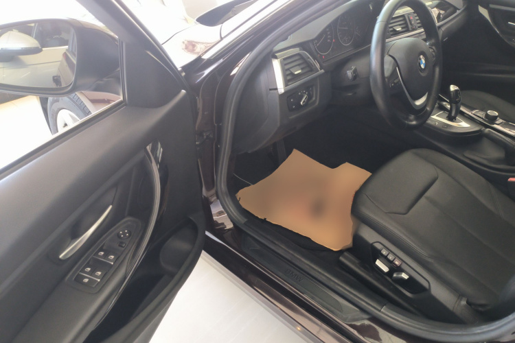 宝马3系 2016款 316Li 时尚型中控内饰7003