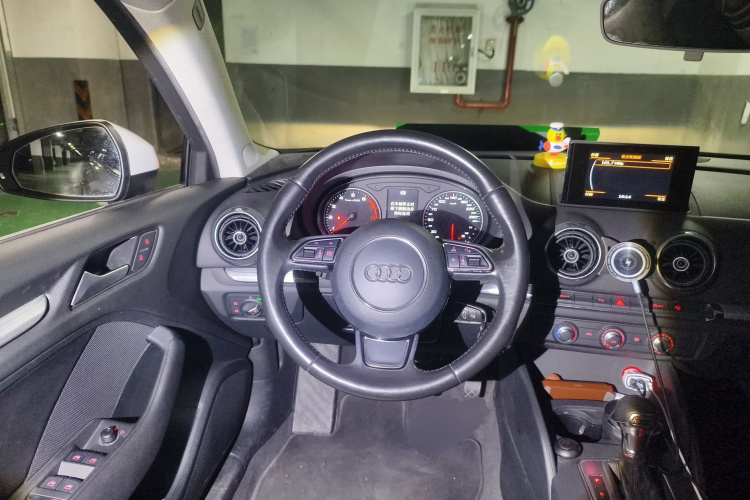 奥迪A3 2016款 Limousine 35 TFSI 领英型局部细节13