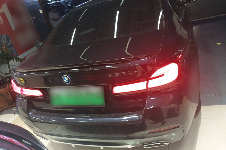 宝马5系新能源 2022款 改款二 535Le 先锋版M运动套装车身外观6004