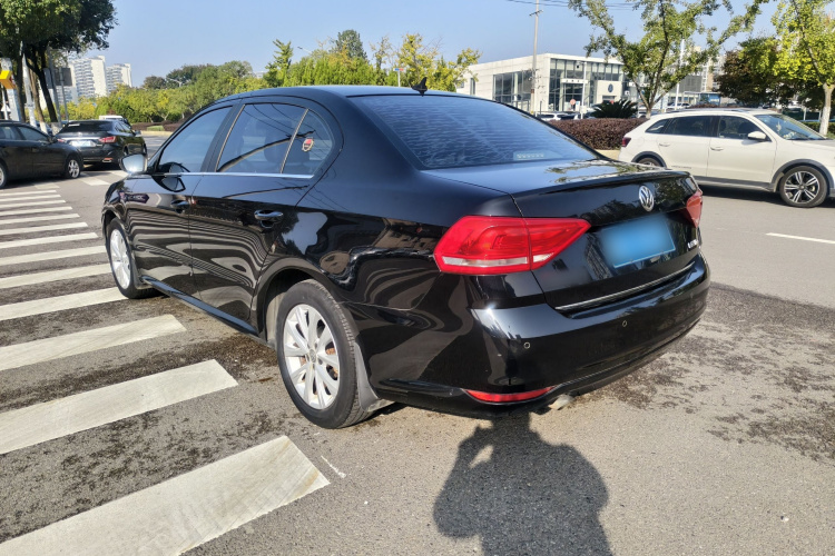 大众 朗逸 2017款 1.6L 自动舒适版车身外观6005