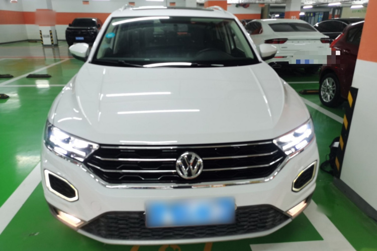 大众 T-ROC探歌 2019款 230TSI DSG两驱进取型 国VI车身外观6001