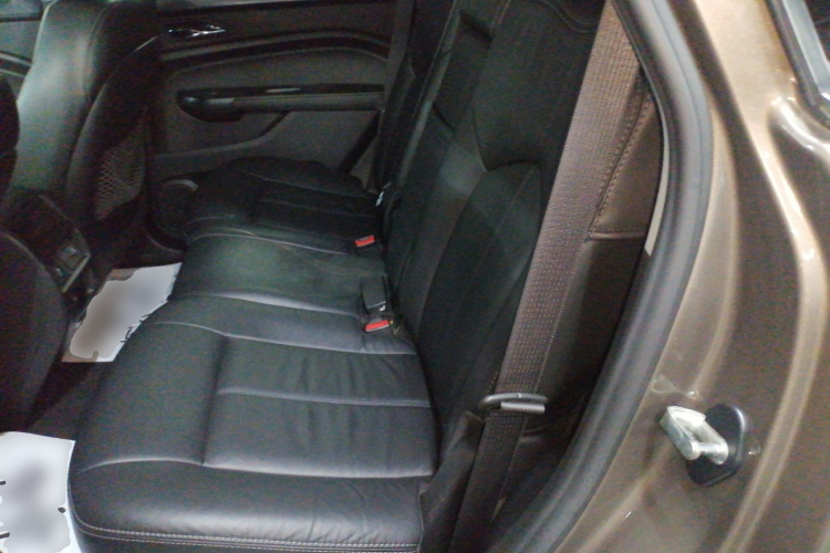 凯迪拉克SRX 2015款 3.0L 舒适型中控内饰21