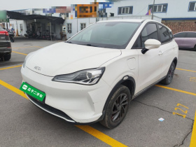 哪吒汽车 哪吒V 2021款 标准续航娱乐版升级型