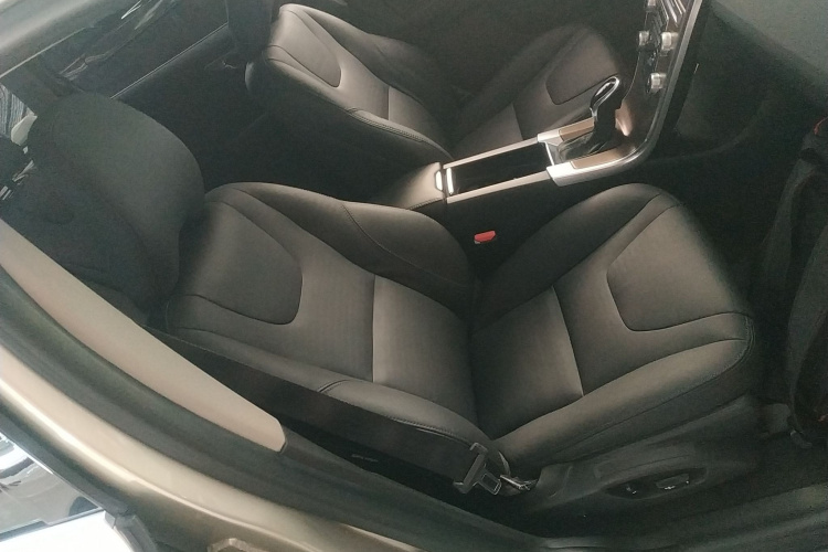 沃尔沃XC60 2017款 T5 智行升级版局部细节41