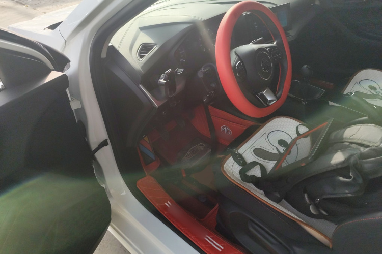 名爵 MG5 2023款 180DVVT 手动风尚版中控内饰7003