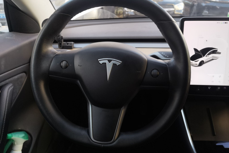 特斯拉 Model 3(进口) 2019款 长续航后驱版中控内饰13