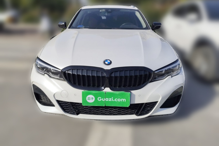 宝马3系 2022款 325Li M运动曜夜套装车身外观2