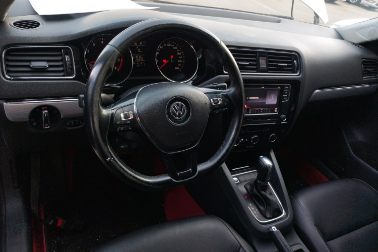 大众 速腾 2018款 1.6L 自动舒适型中控内饰12