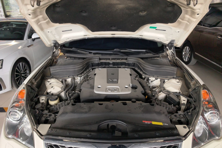 英菲尼迪QX50 2015款 2.5L 悦享版机舱底盘24