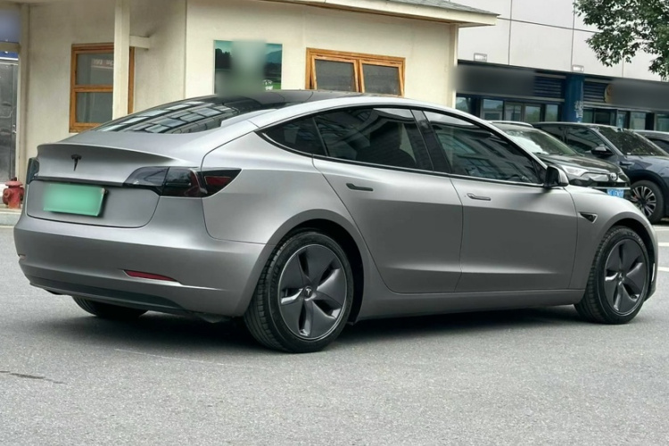 特斯拉 Model 3 2020款 改款 标准续航后驱升级版车身外观6004
