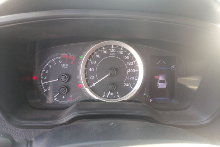 丰田 卡罗拉 2019款 1.2T S-CVT GL-i精英版局部细节14