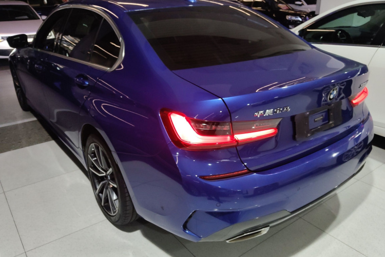 宝马3系 2021款 325Li M运动套装车身外观4