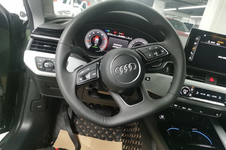 奥迪A5 2024款 Sportback 40 TFSI quattro 豪华动感型中控内饰13
