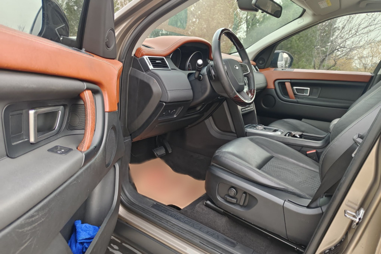 路虎 发现神行 2016款 2.0T S中控内饰7003