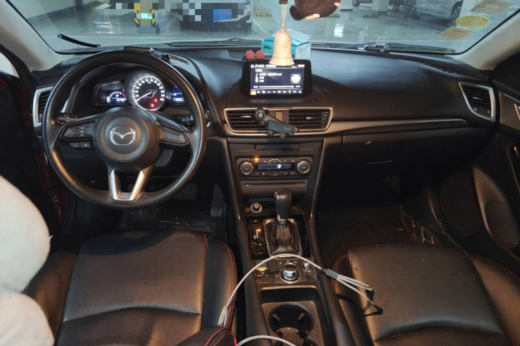 马自达3 昂克赛拉 2017款 三厢 1.5L 自动舒适型 国V中控内饰12