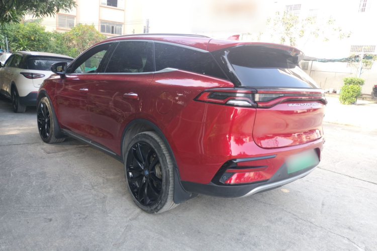 比亚迪 唐新能源 2021款 DM 2.0T 四驱高性能版创世旗舰型车身外观4