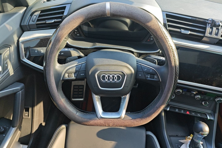 奥迪Q3 2024款 35 TFSI 时尚动感型局部细节13