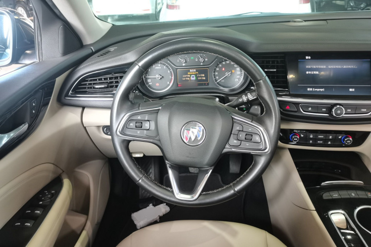 别克 君威 2020款 552T 精英型中控内饰13