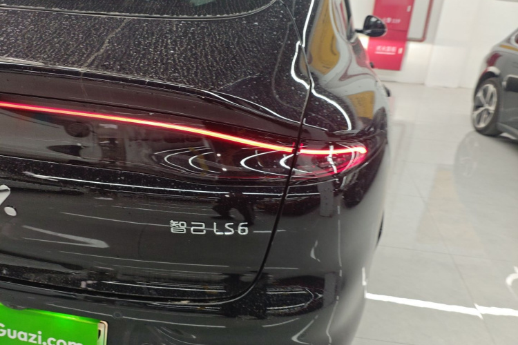 智己汽车 智己LS6 2026款 增程 66 Max+车身外观6006