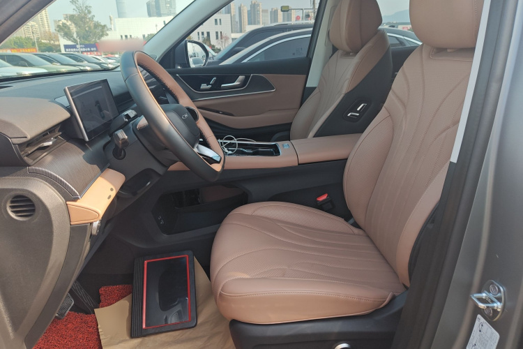 奇瑞 瑞虎8 L 2024款 2.0T 两驱尊贵版 5座局部细节19