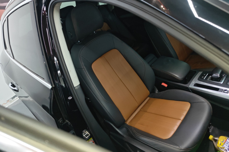 奥迪Q5L 2020款 改款 40 TFSI 荣享时尚型局部细节41